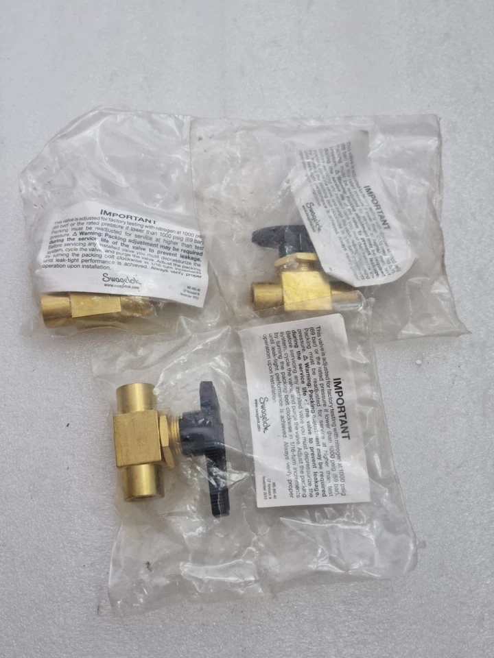 Lot Of 3 Pcs Swagelok B-43F4 Brass 40 Series Ball Valve New